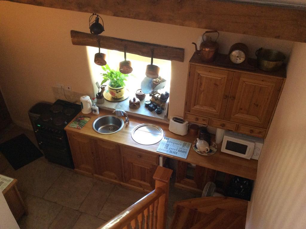 West End Cottage And Shippon Eyam Esterno foto