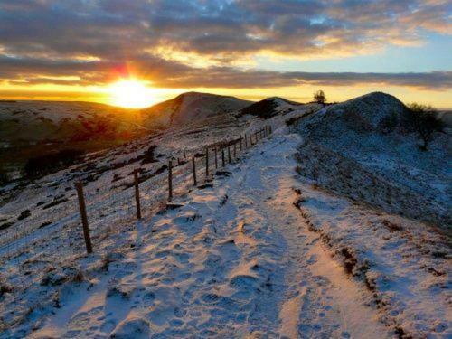 West End Cottage And Shippon Eyam Esterno foto
